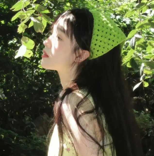 采蘑菇的夫妻